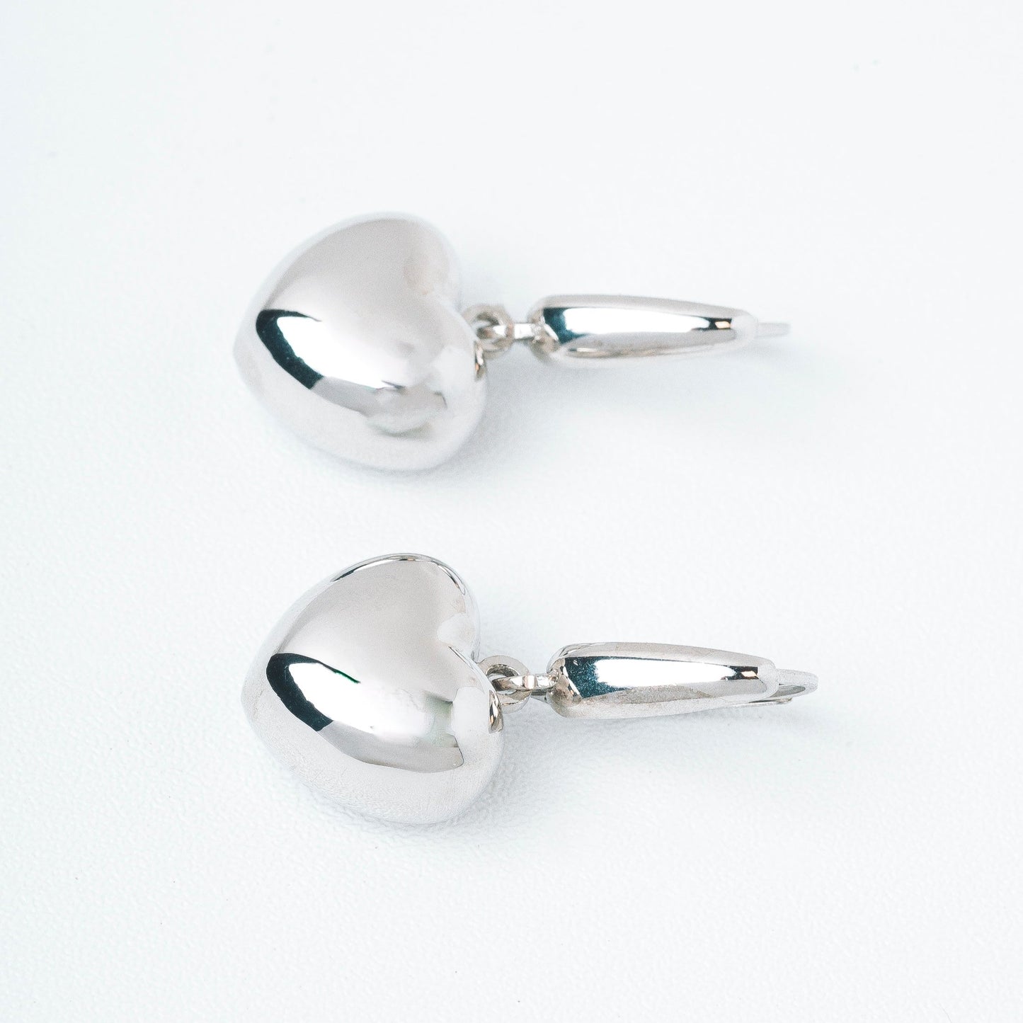 ELEA HEART EARRINGS - Sterling Silver / Rhodium plating